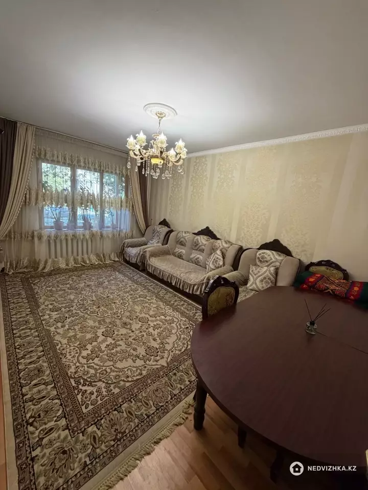 3-комнатная квартира, этаж 1 из 9, 74 м², 2-фотосурет