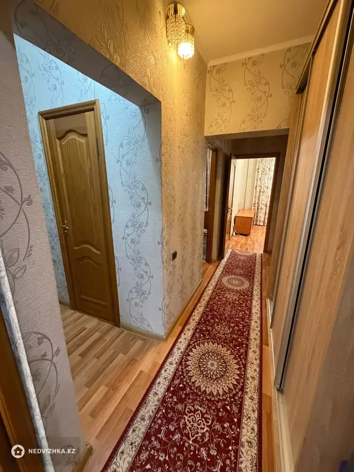 3-комнатная квартира, этаж 1 из 9, 74 м², 4-фотосурет
