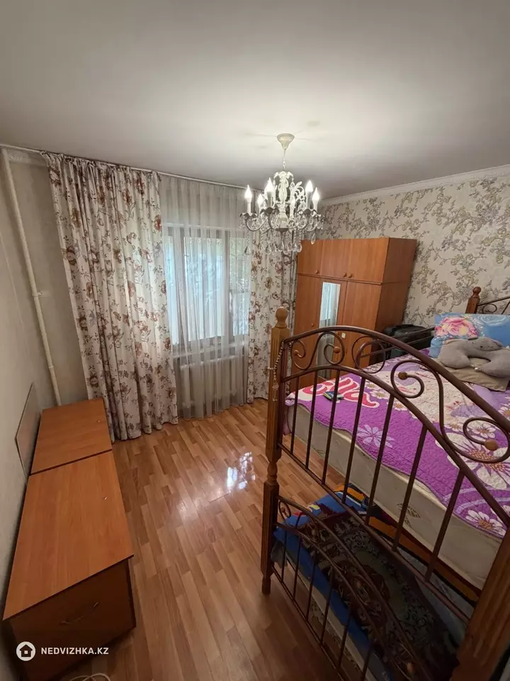 3-комнатная квартира, этаж 1 из 9, 74 м², 5-фотосурет