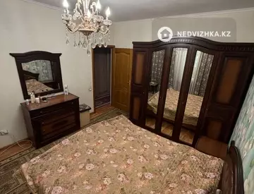 3-комнатная квартира, этаж 1 из 9, 74 м², миниатюра 7