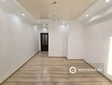 3-комнатная квартира, этаж 10 из 12, 90 м²