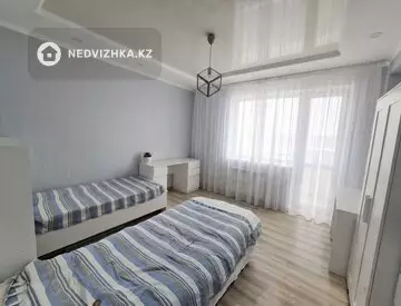 3-комнатная квартира, этаж 10 из 12, 90 м²
