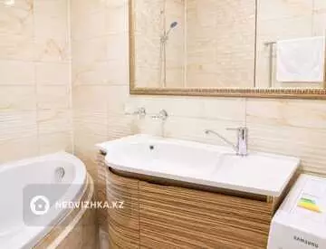 4-бөлмелі пәтер, қабат 1 барлық қабат саны 6, 120 м², Посуточно, 9-нобай