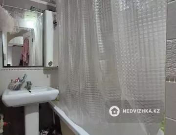4-комнатная квартира, этаж 4 из 5, 72 м², миниатюра 12