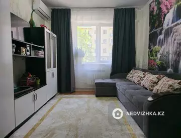 1-комнатная квартира, этаж 3 из 9, 34 м²