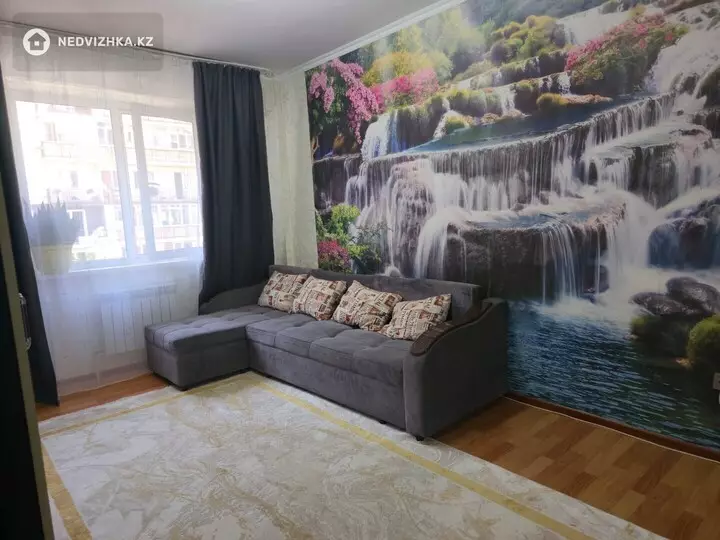 1-комнатная квартира, этаж 3 из 9, 34 м², фотография 3