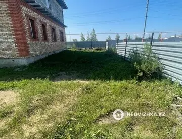 4-комнатный дом, 6 соток, 218 м²