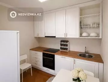 3-комнатная квартира, этаж 8 из 9, 73 м², миниатюра 7