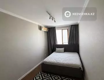 3-комнатная квартира, этаж 8 из 9, 73 м²