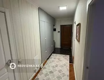 3-комнатная квартира, этаж 8 из 9, 73 м²