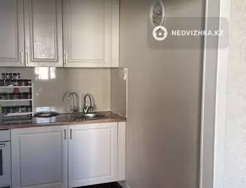 3-комнатная квартира, этаж 8 из 9, 73 м², миниатюра 9