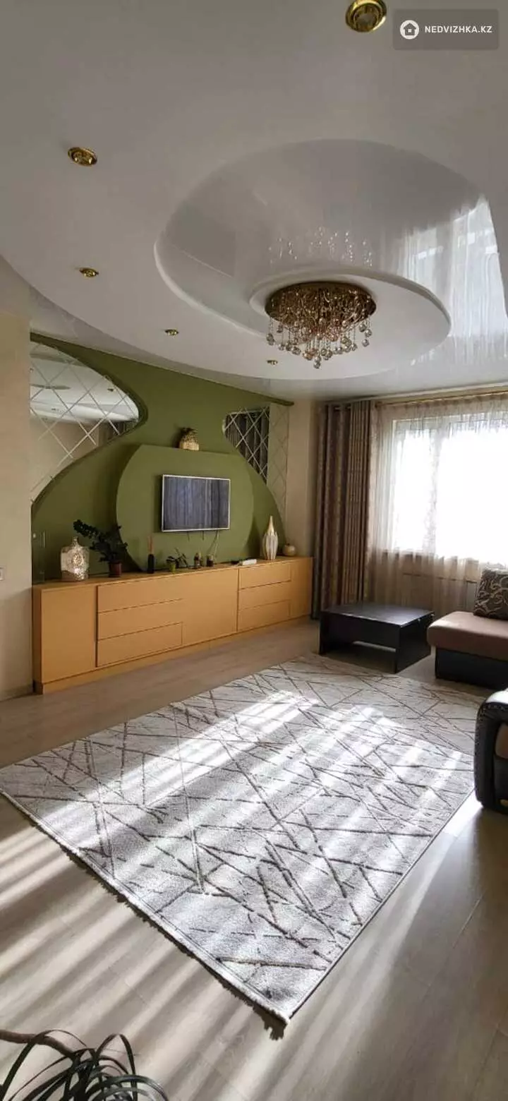 2-комнатная квартира, этаж 7 из 9, 82 м²