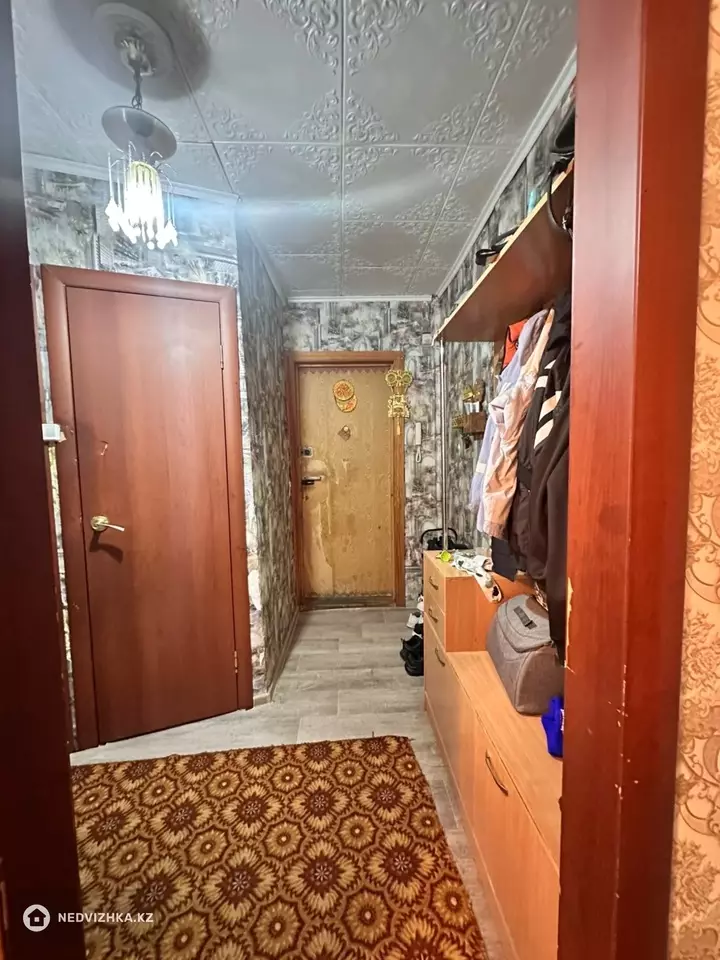 2-комнатная квартира, этаж 4 из 5, 49 м²