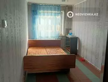 2-комнатная квартира, этаж 4 из 5, 45 м², миниатюра 3