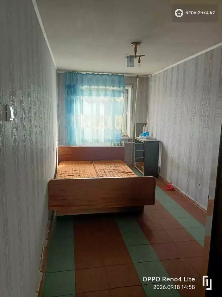 2-комнатная квартира, этаж 4 из 5, 45 м², фотография 3