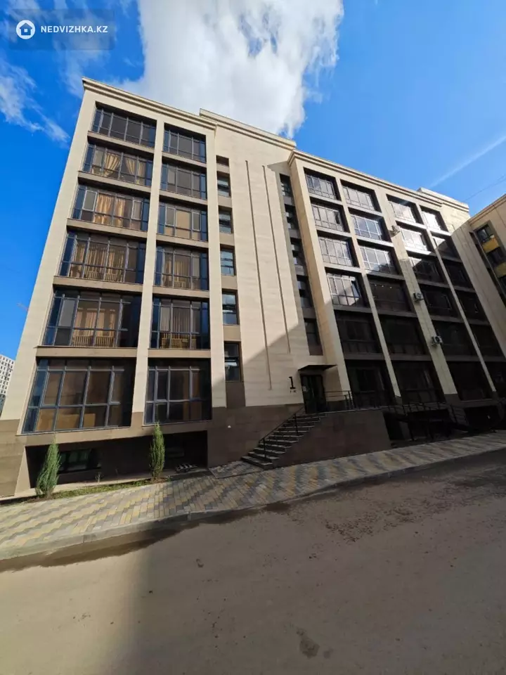 3-комнатная квартира, этаж 6 из 6, 81 м²