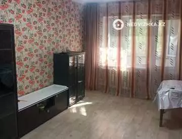1-комнатная квартира, этаж 4 из 5, 30 м², миниатюра 1