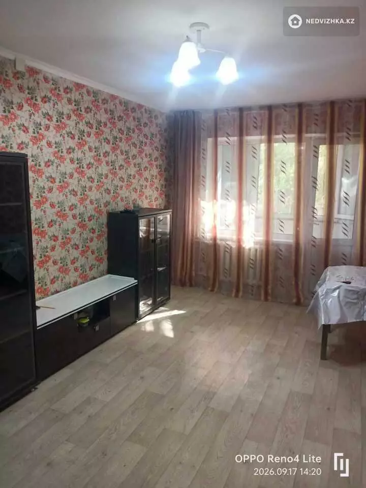 1-комнатная квартира, этаж 4 из 5, 30 м²