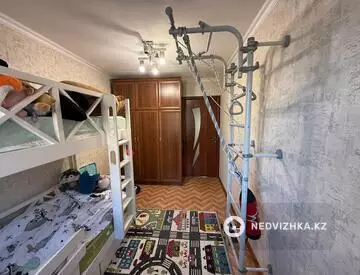 3-бөлмелі пәтер, қабат 5 барлық қабат саны 5, 64 м², 1-нобай