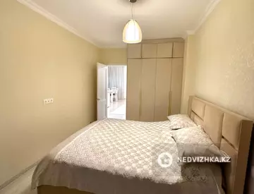 3-комнатная квартира, этаж 4 из 8, 69 м², миниатюра 2