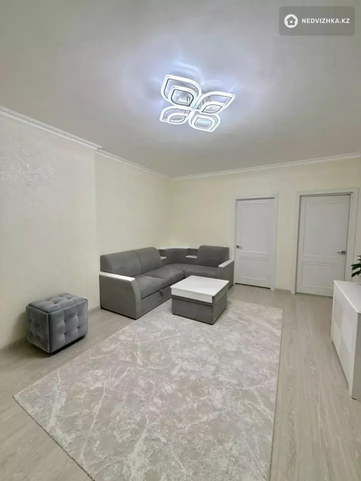 3-комнатная квартира, этаж 4 из 8, 69 м², фотография 4