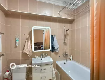 3-комнатная квартира, этаж 4 из 8, 69 м², миниатюра 6