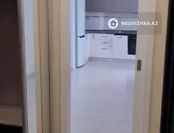 3-комнатная квартира, этаж 4 из 8, 69 м², миниатюра 11