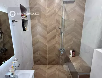 3-комнатная квартира, этаж 11 из 12, 80 м², миниатюра 3