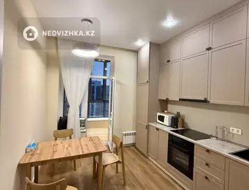3-комнатная квартира, этаж 11 из 12, 80 м², миниатюра 6