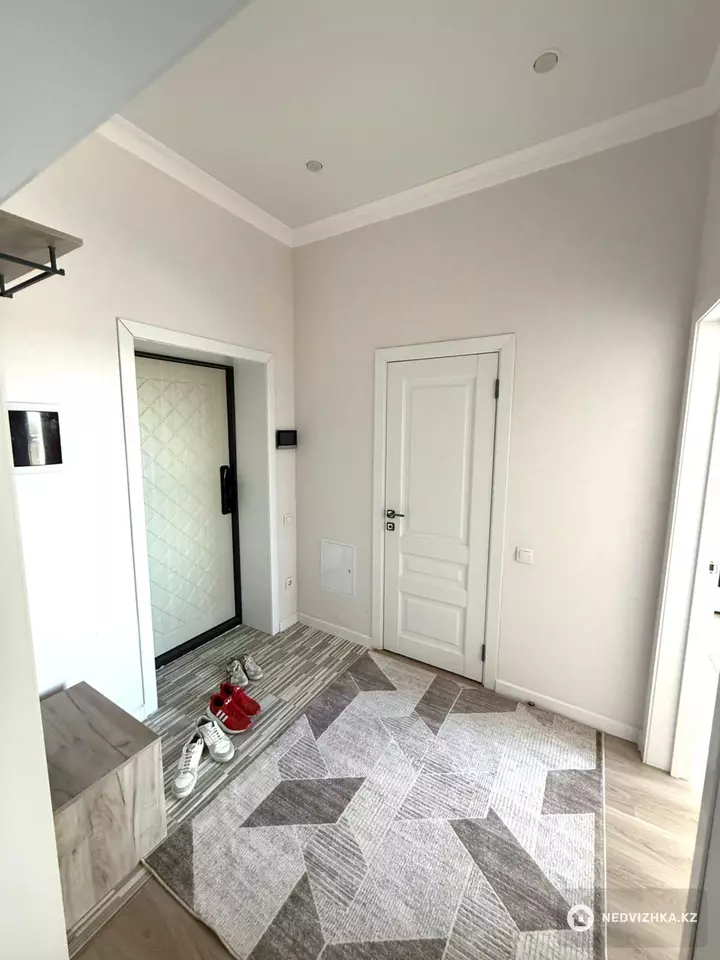 1-комнатная квартира, этаж 7 из 9, 39 м², фотография 2