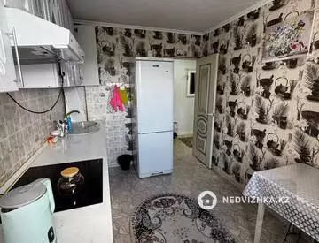 3-комнатная квартира, этаж 4 из 9, 68 м², миниатюра 10