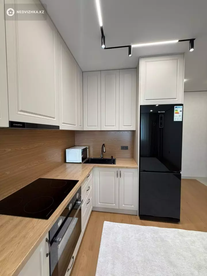 2-комнатная квартира, этаж 12 из 12, 43 м², фотография 2