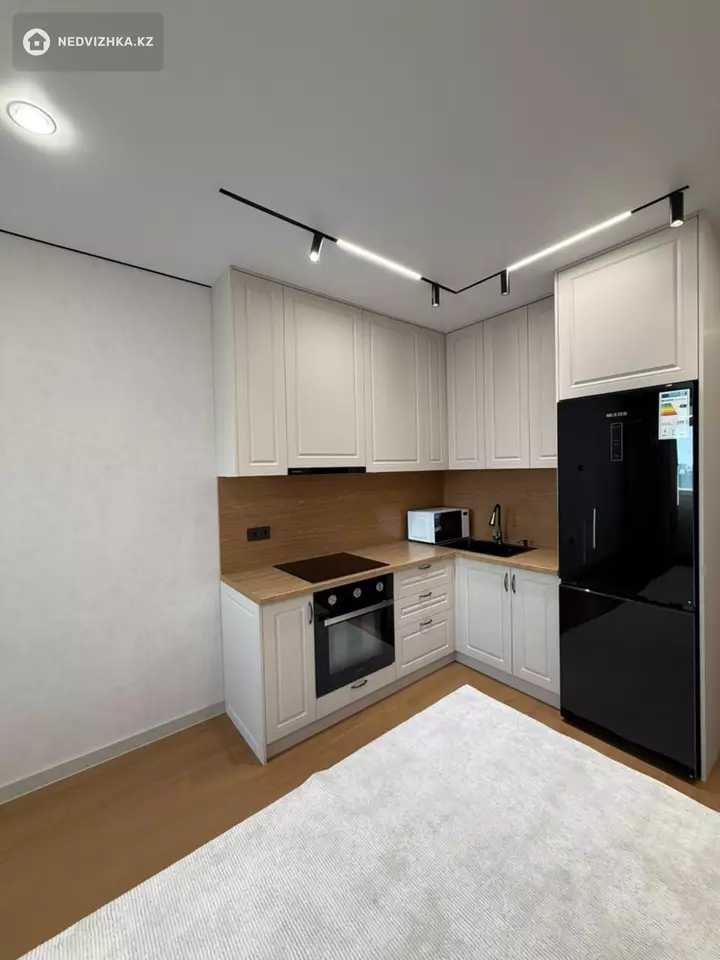 2-комнатная квартира, этаж 12 из 12, 43 м², фотография 3