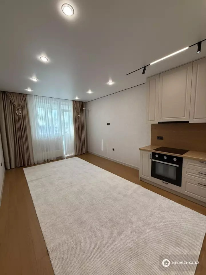 2-комнатная квартира, этаж 12 из 12, 43 м², фотография 4