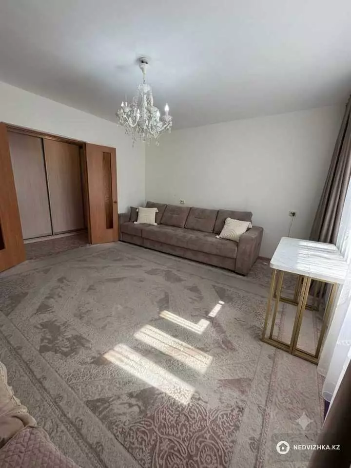 3-комнатная квартира, этаж 2 из 9, 65 м²