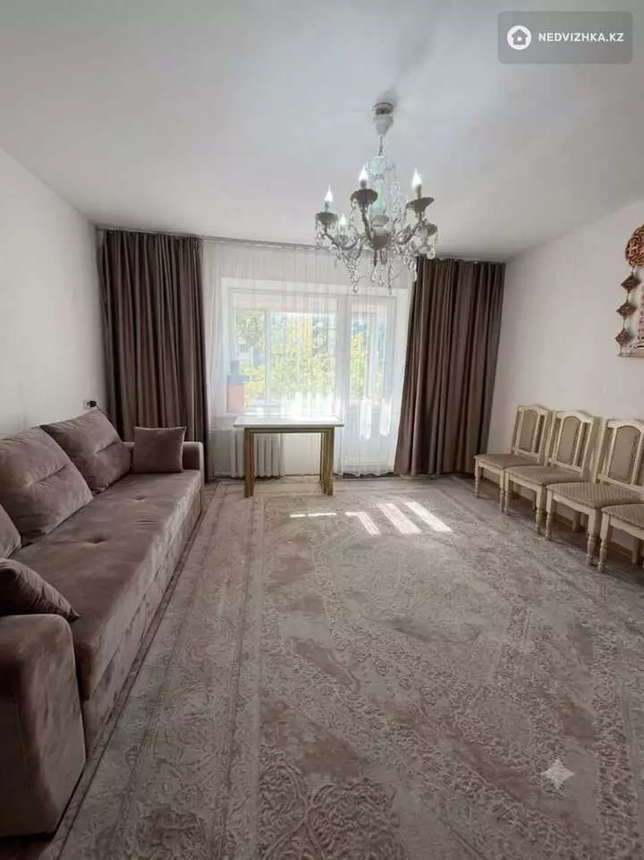 3-комнатная квартира, этаж 2 из 9, 65 м², фотография 2