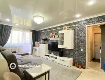 3-комнатная квартира, этаж 5 из 5, 49 м², миниатюра 6