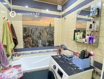 3-комнатная квартира, этаж 5 из 5, 49 м², миниатюра 11
