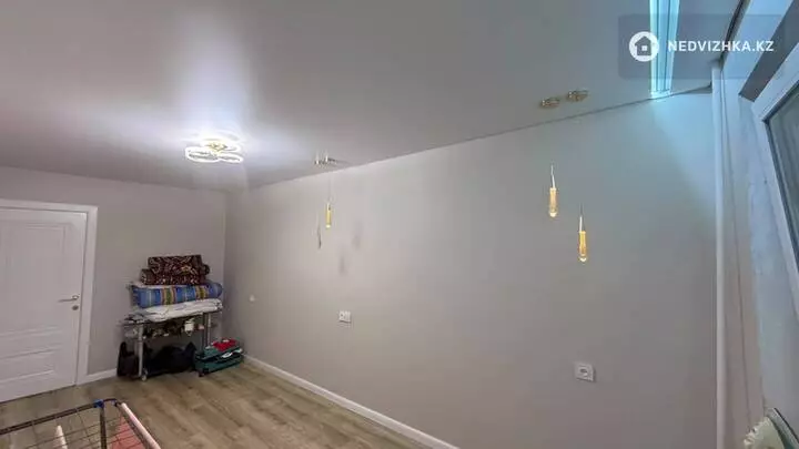 2-комнатная квартира, этаж 2 из 5, 45 м², фотография 4