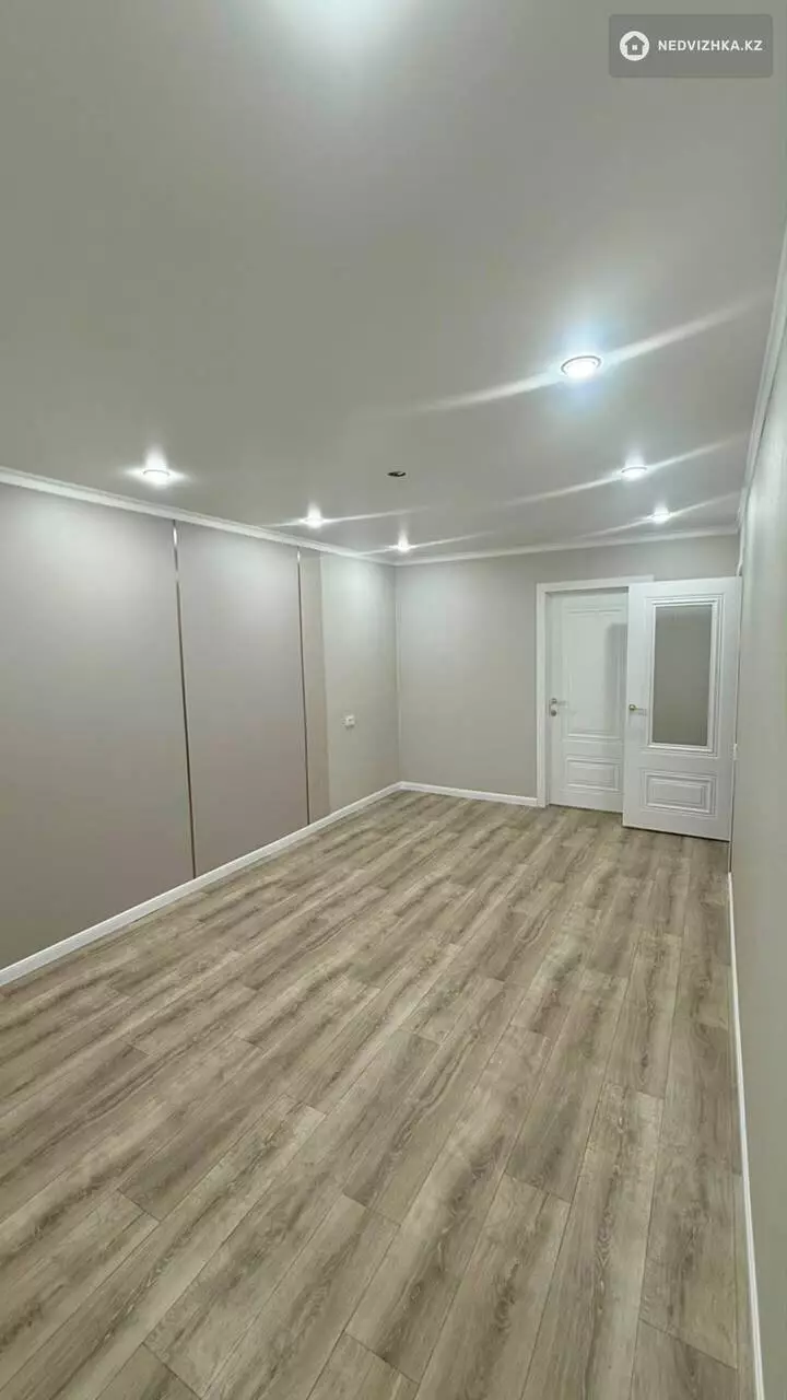 2-комнатная квартира, этаж 2 из 5, 45 м², фотография 2