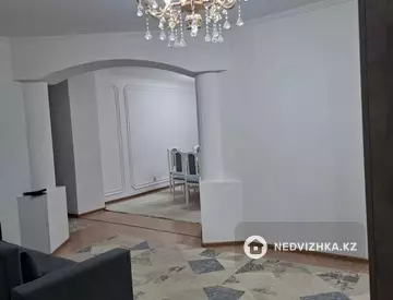 3-комнатная квартира, этаж 2 из 9, 103 м²