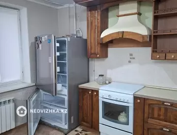 3-комнатная квартира, этаж 2 из 9, 103 м²