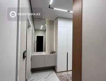 3-бөлмелі пәтер, қабат 17 барлық қабат саны 17, 83 м², 2-нобай