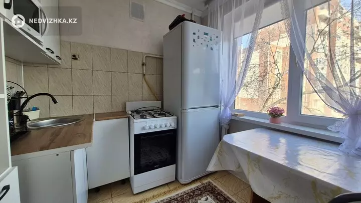 2-комнатная квартира, этаж 2 из 5, 46 м², фотография 5