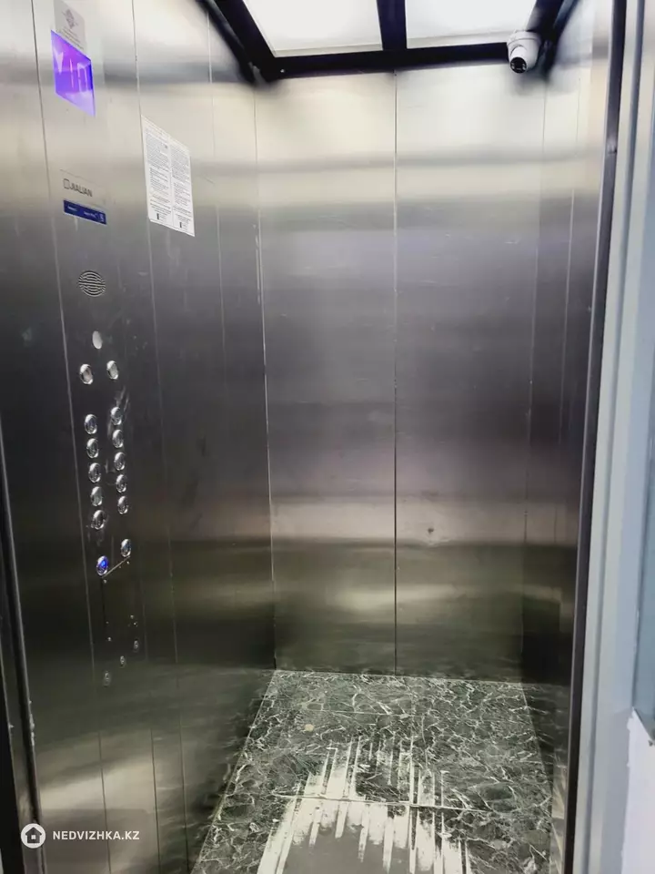 4-комнатная квартира, этаж 10 из 10, 85 м², фотография 2