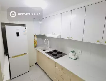 4-бөлмелі пәтер, қабат 10 барлық қабат саны 10, 85 м², 12-нобай