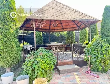 5-бөлмелі үй, 9 соттық, 300 м², 6-нобай