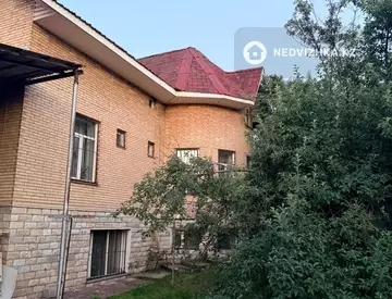 4-комнатный дом, 8 соток, 270 м², миниатюра 2