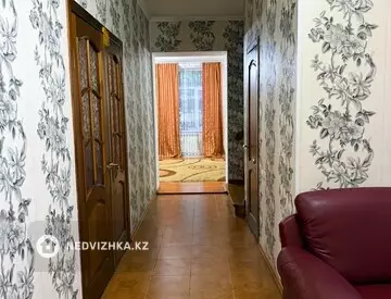 4-комнатный дом, 8 соток, 270 м², миниатюра 3