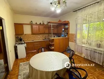 4-комнатный дом, 8 соток, 270 м², миниатюра 6